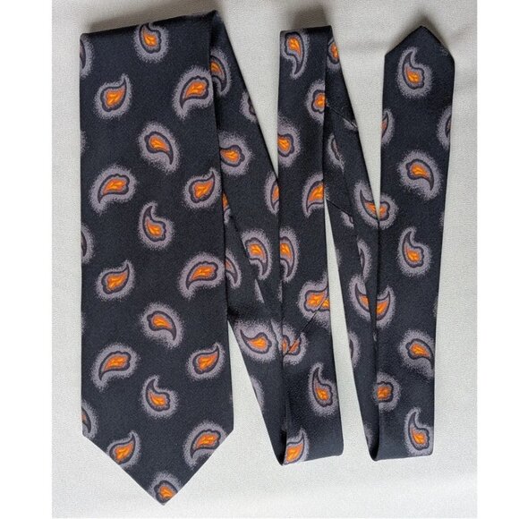 BOSS Hugo Boss 100% Silk Paisley Tie Made in Italy - Picture 2 of 4